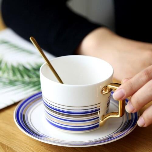 Classic European Bone China Coffee Cups and Saucers Tableware Coffee Plates Dishes Afternoon Tea Set Home Kitchen With Gift Box