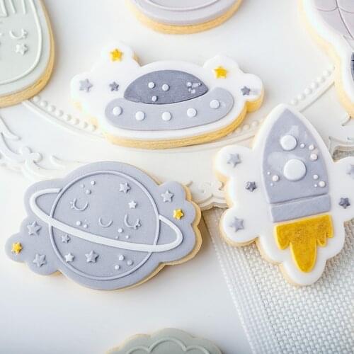 Spaceship Planet Cake Cookie Stamp Embosser Cutter Acrylic Animal Fondant Sugar Craft Cake Embossed Mold Cake Decoration Tool
