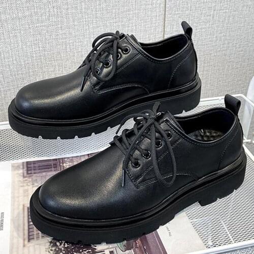 Mens high-end leather tooling shoes, fashionable four seasons black Martin shoes, big toe shoes, non-slip dad casual shoes