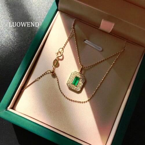 LUOWEND 18K Solid Yellow Gold Pendant Necklace Natural Emerald rDiamond Fine Jewelry Women Engagement Necklace Birthday Gift