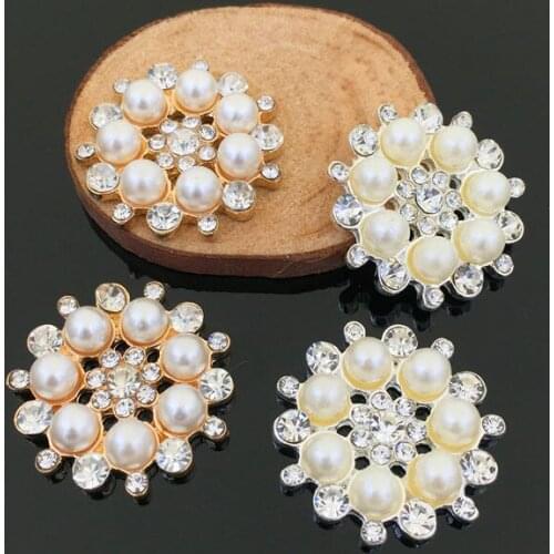50pcs Hollow Pearl Crystal Stones Rhinestone Applique strass Flatback Button Buckle Brooch Accessories Wedding Dress Shoes Decor