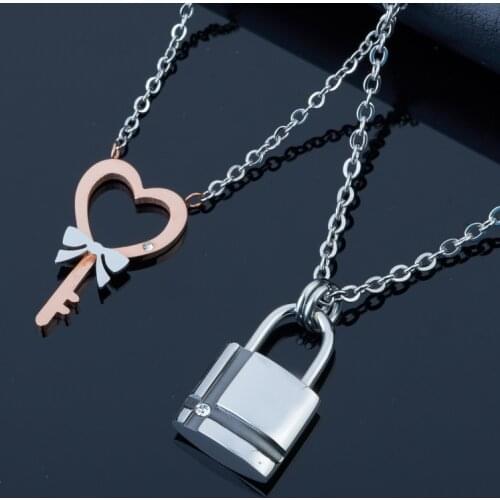 Fashion Jewelry Key and Lock Sweet Love Stainless Steel Couples Collarbone Pendant Necklace Wholesale