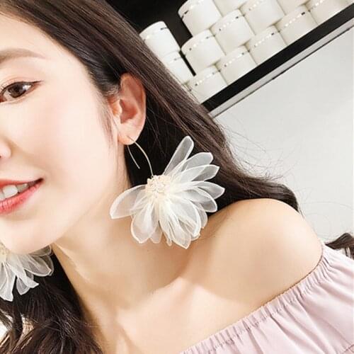 New Temperament Crystal Beaded Cloth Flower Hook Earrings for Women Statement Korean Party Pendientes Jewelry Oorbellen 6M2019