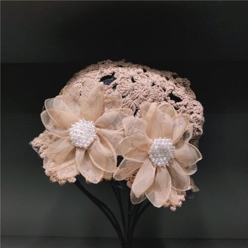 202105-shi flower pearl hollow out Hand knitting cotton acrylic grace leisure lady Skullies Beanies cap women leisure hat