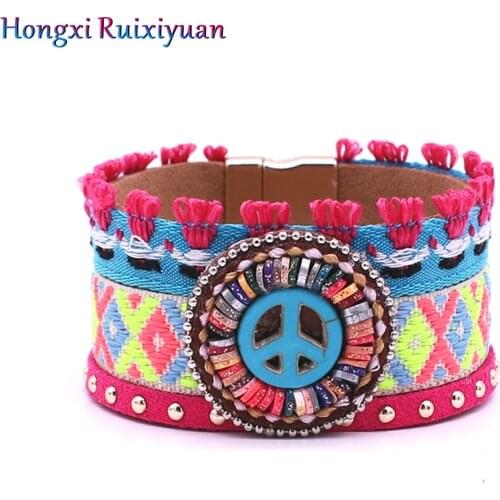 Fashion Leather Bracelet Retro Geometric Pattern Crystal Peace Circle Magnetic Buckle Bracelet Bohemian Lady Bracelet Jewelry