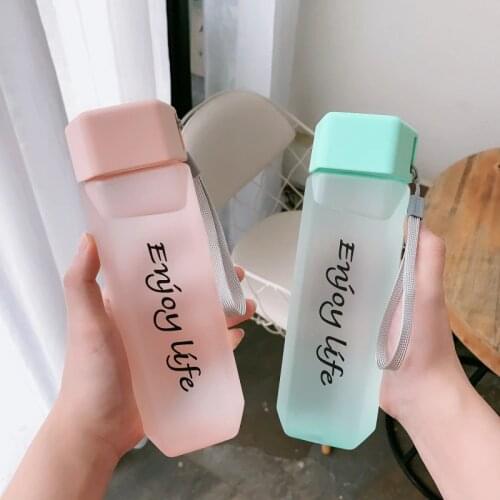 LIRUIKA Plastic Water Bottles