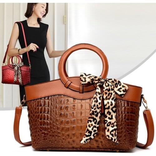 Fashion designer Shoulder Bags Retro Casual Women Totes crossbody bags Female Leather Solid Color large Handbag for Women 2021