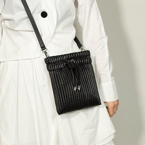 Pleated Leather Bucket Bag Mobile Phone Bags New Handbag Mini Retro Leather Handbags Women Shoulder Bag