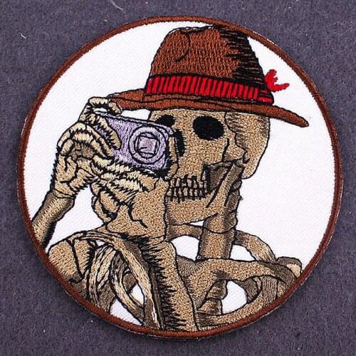 Pulaqi Cowboy Taking Pictures Round Patch DIY Hippie Embroidered Patches for Jacket Clothing Sticker Iron on Patches for Clothes