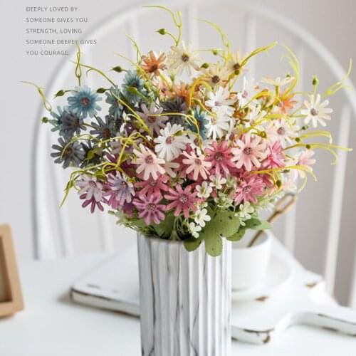 1pc Artificial Daisy Flower Silk Fake Flowers 18 head 6 fork Bouquet Decorative Small Daisy for Home Room Decorations
