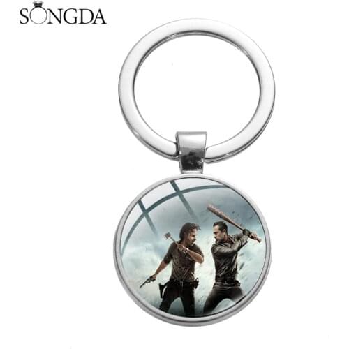 The Walking Dead Keychain Rick Grimes With Daryl Dixon Fighting Photo Glass Dome Key Ring Chain TV Fans Souvenirs Gift