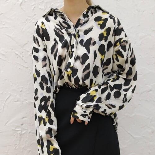 Autumn New Women Long Sleeve Sexy Leopard Print Loose Blouse Shirts Casual Long Tops Shirt Blusas
