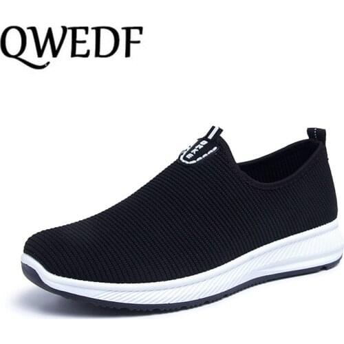 QWEDF 2019 Slip-On Lightweight Mesh Men Shoes Casual Breathable Comfortable Walking Male Sneakers Tenis Feminino Footwear CZ-50