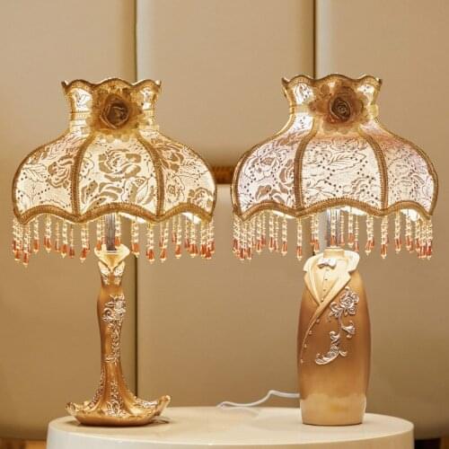 Creative bedside table decoration European home craft decoration bedroom new home gift wedding gift fashion atmosphere