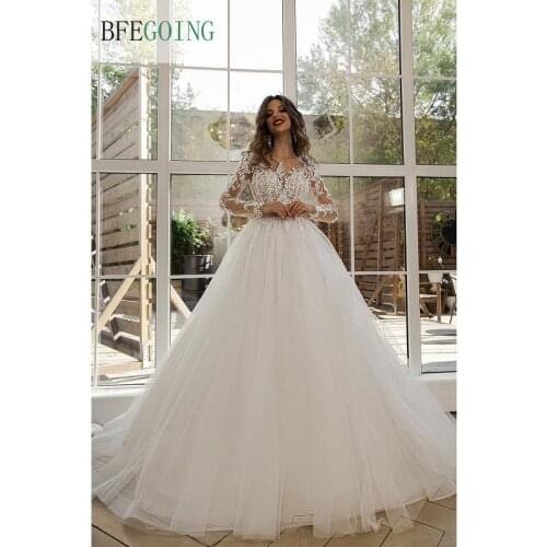 Ivory Lace Tulle Long Sleeves Layered Skirt Floor-Length Princess A-Line Wedding Dresses Chapel Train Custom Made