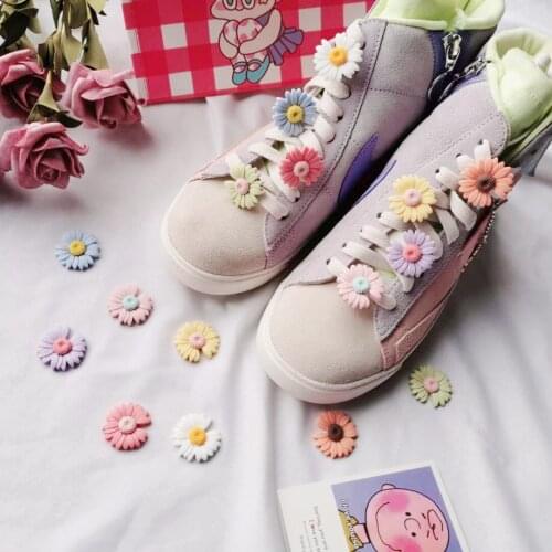 1pcs DIY Flowers Shoe Buckle Girls And Childrens DIY Shoes Accessories Trend Creative Shoelaces Decorative Shoes Accessories