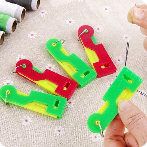 5PCs Plastic Automatic Needle Threader Sewing Machines Threader Home Craft Tools Accessories Elderly Guide Device Random Color