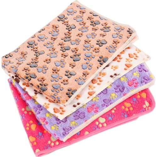 AHUAPET Dog Blanket Winter Warm Blanket Coral Fleece Dog Beds For Large Dogs Puppy Bed Paw Print Lit Chien Dog Sofa Autumn F