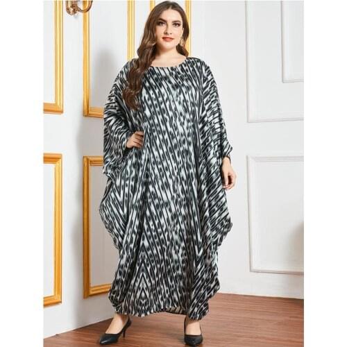 Abaya Muslim Printed Long Dress Oversized Arab Jilbab Turkish For Women Middle East Kaftan Bat Sleeve Maxi Robe Gown Loose Plus