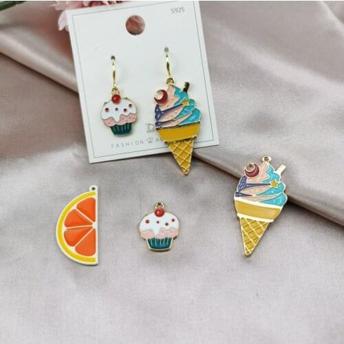 MuhNa 10pcs Delicious Ice Cream Orange Enamel Charms Alloy Pendant Fit Bracelet Necklace Earrings Floating Jewelry DIY Accessory