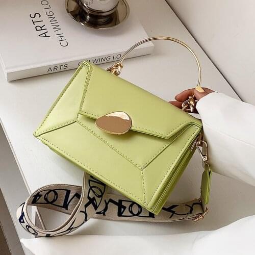2021 New Womens Stitching PU Leather Crossbody Bag with Metal Short Handles Summer Fashion Chain Small Shoulder and Handbags