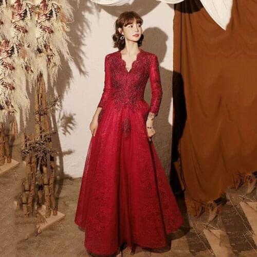 New Vestido de Noiva Cap Sleeves v-Neck A-Line Wedding Dress 2021 Illusio Through Zipper Button Back Bridal Gown robe de mariee