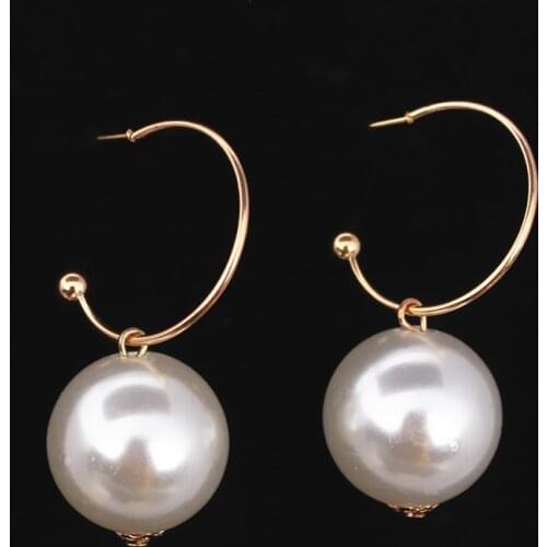 Hot Selling Big Simulated Pearl Drop Earrings Women Sweet C-type White Round Ball Earrings Wild ZA Wedding Party Jewelry Gift