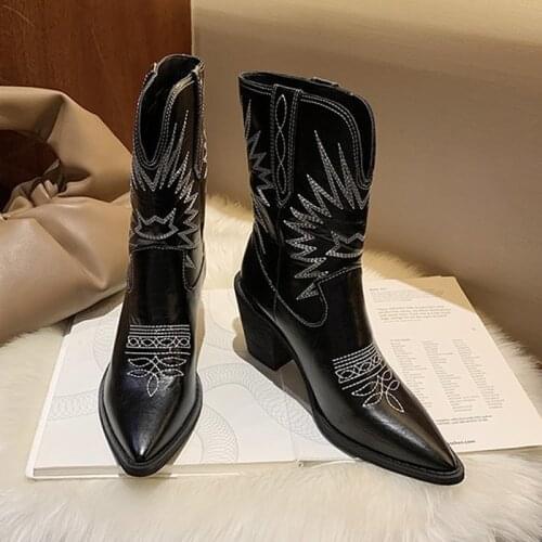 Women Mid Calf Boots Retro Short Plush Embroidery Shoes Ladies Fashion Pointed Toe Platform Footwear Female 2021 Autumn Winter