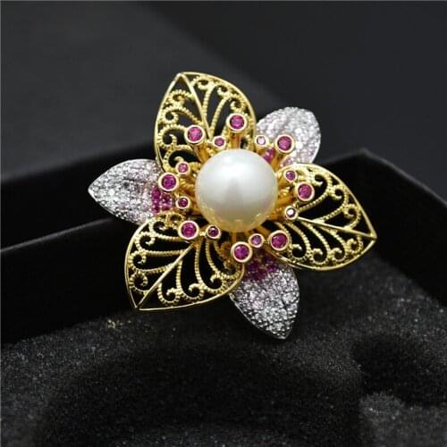 Elegant Flowers Brooches for Women Temperament Freshwater Pearls Red Crystal Zircon Flora Brooch Pin Party Jewelry broche femme