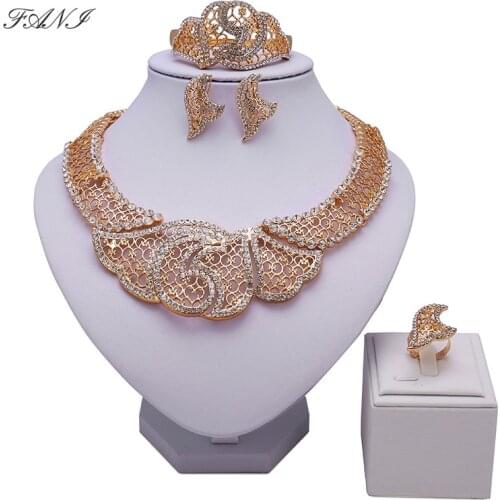 Fani Fashion African Beads Jewelry Set Costume Design Exquisite Dubai Jewelry Set Luxury Gold Color Nigerian Wedding jewelry set