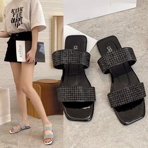 2021 Fashion Bling Crystal Cool Women Slides Bling Thong Women Slippers Summer Outdoor Casual Ladies Sandals Flat Shoes Woman