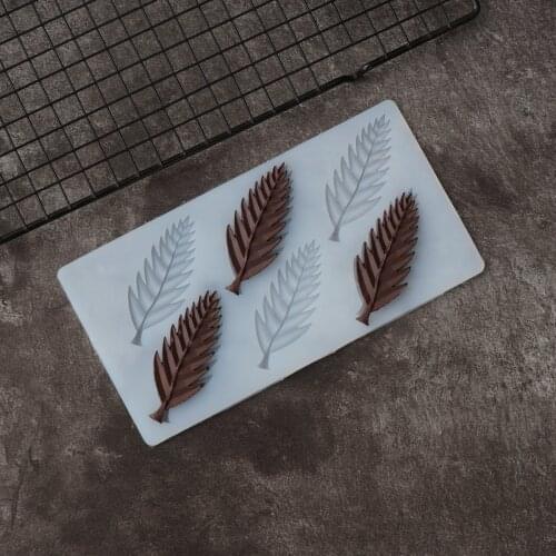 Special Sawtooth Pinnate Leaf Shape Chocolate Stencil Mold Cake Decorating Leaves Silicone Mold Transfer Sheet Baking Chablon