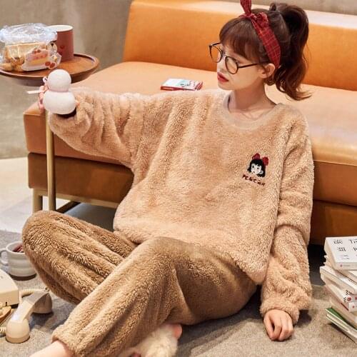 Winter Fleece Female Thicken Velvet Lovely Flannel Sleepwear Cartoon Leisurewear Pajamas Set
