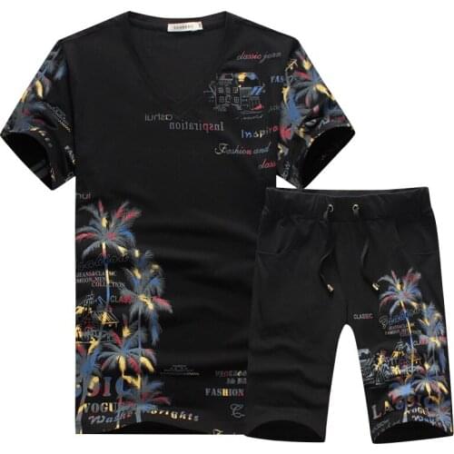 2020 new fashion mens summer set personality beach wind letter printing set mens large size casual sports set T-shirt + shorts