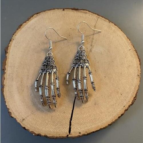 Punk Skeleton Hand Pendant Earrings Female Drop Earrings for Women Men Fashion Accessories Wedding Jewelry Gifts