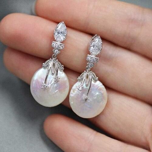 French Baroque Pearl Earrings Female Design Sensory Ear Nails Small Style Zircon Micro-inlaid Betel Earrings