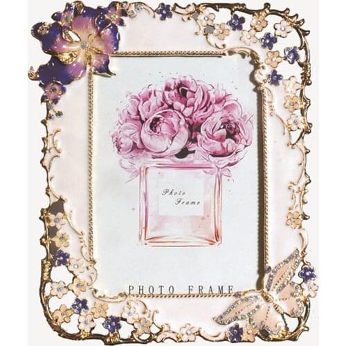 Flower Relief Handmade Photo Frame Modern Luxury Enamel Creative Metal Photo Frame Gift Wedding Picture Frame Craft Ornament