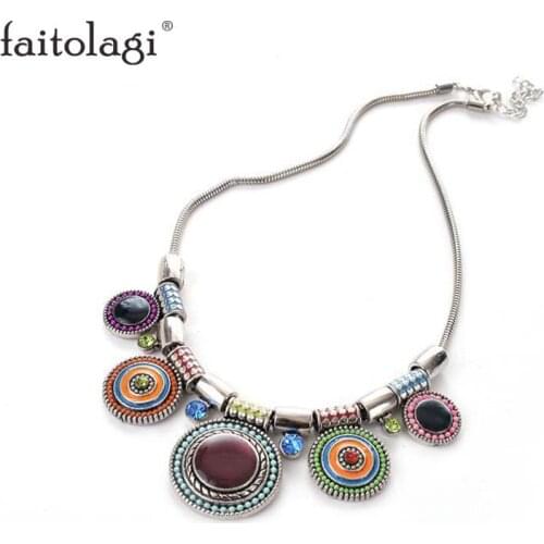 Retro Ethnic Collares Women Choker Necklace Rhinestone Vintage Women Jewelry Trendy Bohemian Bead Pendant Statement Necklace