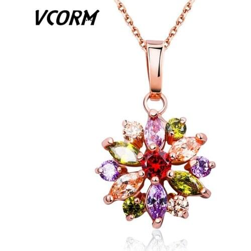 VCORM Fashion Accessories Necklace Flower Pendant Rose Gold Zircon Necklace Female Pendant Necklace Romantic Wedding Jewelry