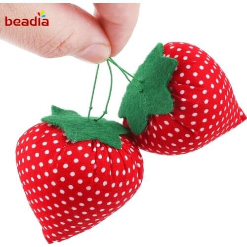 Strawberry Sewing Kit Inserting Needle Package 3d Embroidered Patchwork Hand Sewing Needle Tools Handmade DIY Accessories