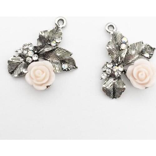 50pcs Flower Leaves Pendant Alloy Rhinestone Jewelry Applique strass Garment Ornament Flatback Brooch Hairpin Hair Clip Decor