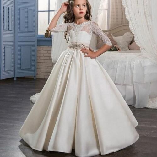 Cute Flower Girl Dresses For Weddings Ball Gown Half Sleeves Appliques Beaded Long First Communion Dresses For Little Girls