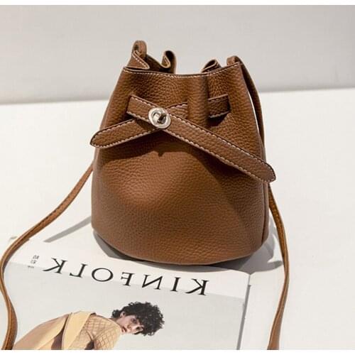 Fashion Korean Leather Bucket Shoulder Bags Women Casual Small Crossbody Bag Harajuku Messenger Bags Cute Solid Bolsas Feminina