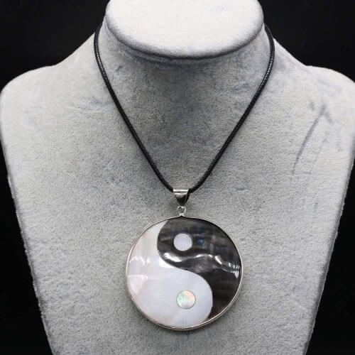 Natural Mother of Pearl Shell Pendant Necklace Chinese Elements Splicing Shell Necklace for Women Men Charms Necklace Jewelry