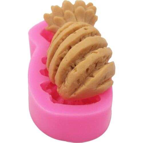 Silicone Soap Mold shape Pineapple with Leaf Mould Craft Art Silicone 3D Soap Mold Craft Molds DIY Handmade Candle Molds S590