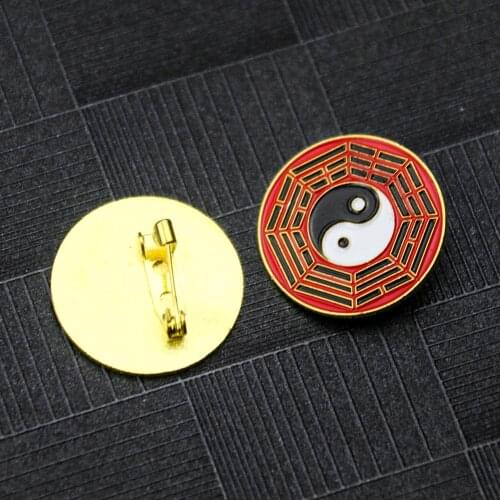 2PCS Chinese Style Yin Yang Eight Diagram Brooch Badge Feng Shui Good Luck Cowboy Collar Pin Clothing Collar Unique Accessories