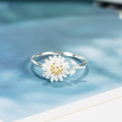 Womens Ring S925 Silver Color Daisy Flower Ring Size Adjustable Ring Fashion Wedding Beautiful Girl Fine Jewelry
