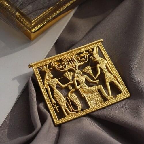 HUANZHI Vintage Gold Matte Metal Carved Snake Egyptian Pharaoh Portrait Geometric Square Brooches Pin for Women Accessories