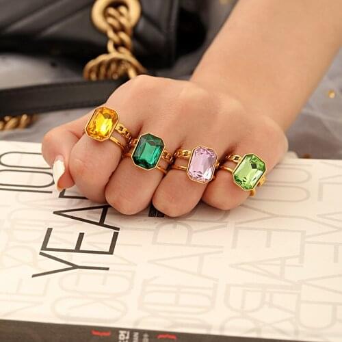 Fashion Vintage Punk Imitation Emerald Ring For Women Elegant INS Light Luxury Design Open Adjustable Ring Jewelry Accessories