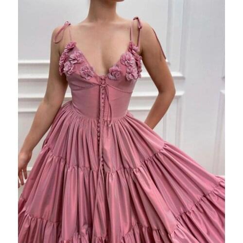 Pink Princess Prom Dresses V-Neck 3D Flowers Appliques Spaghetti Strap Buttons Pleated Women Evening Party Gowns